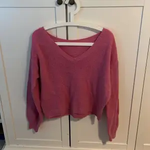 Rosa sweater, (ser lila ut på bild men är rosa) 💕👚 för frågor skriv❣️😋