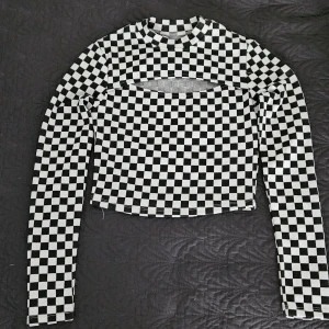 Topp - Rutig topp Endast använd en gång