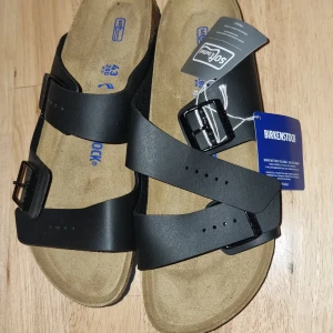 Sandaler strl 43 - Helt nya - oanvända