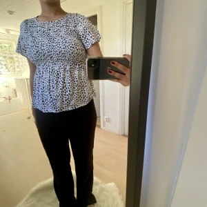 topp🤍🖤 - 🤍🖤