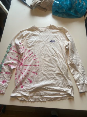 Vans långärmad  - Fin Vans tröja fint skick , storlek M kan skickas 