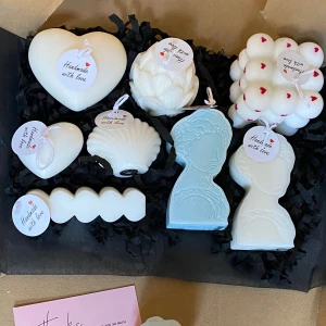 Ljus  - Jag säljer mina handgjorda ljus 🤍  Min ig: AF.candle