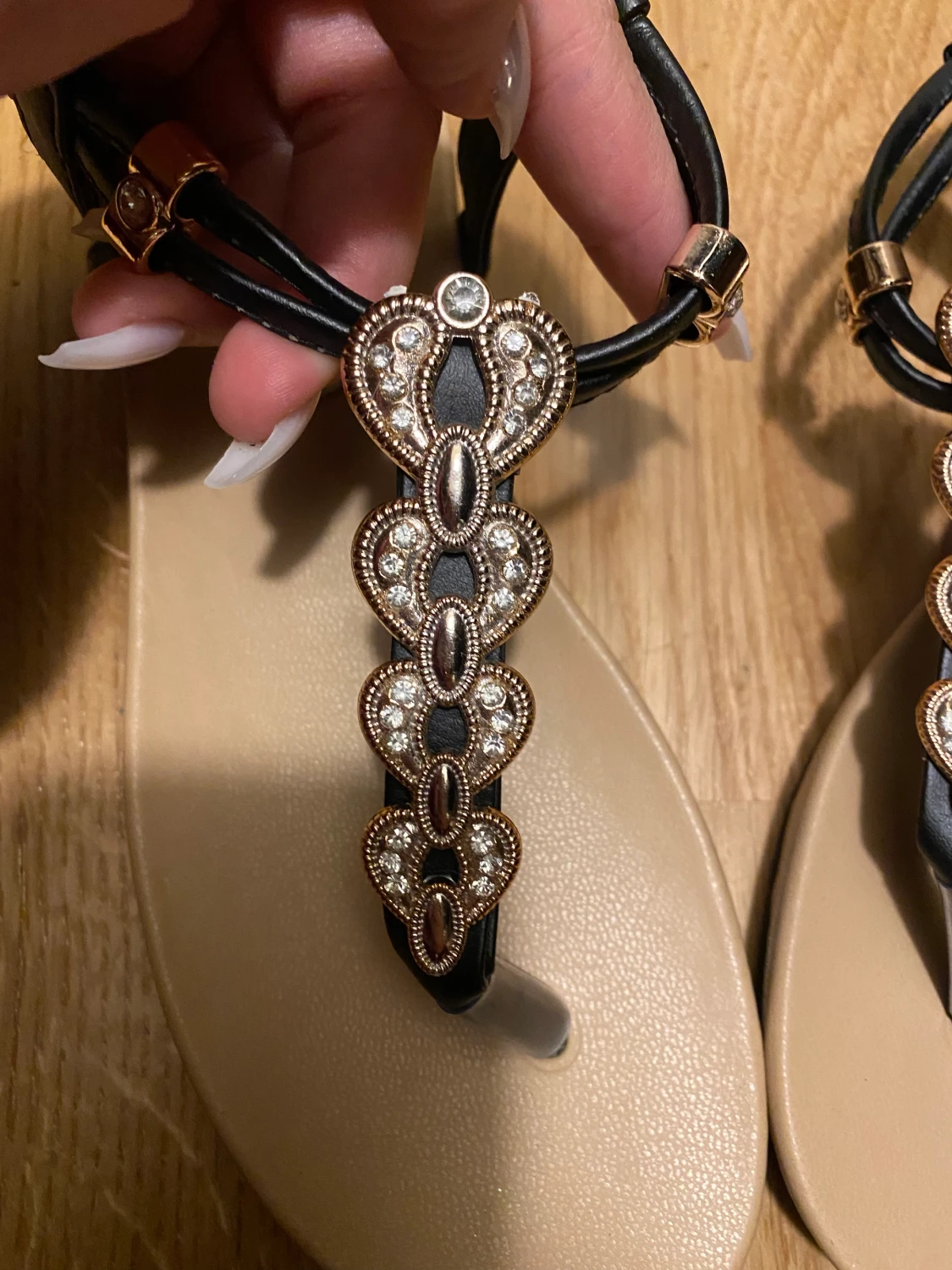 Vintage sandaler med snygg design  - 90