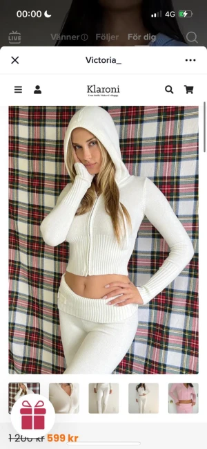 Set - säljer detta jättefina sett. Helt oanvänt bara testat en gång på. Skriv privat för frågor💕💕Säljer då de är för litet för mig