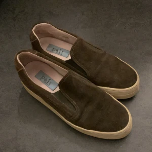 Skor - Super fina skor från A pair!! Fick av en kompis men aldrig användt!💗