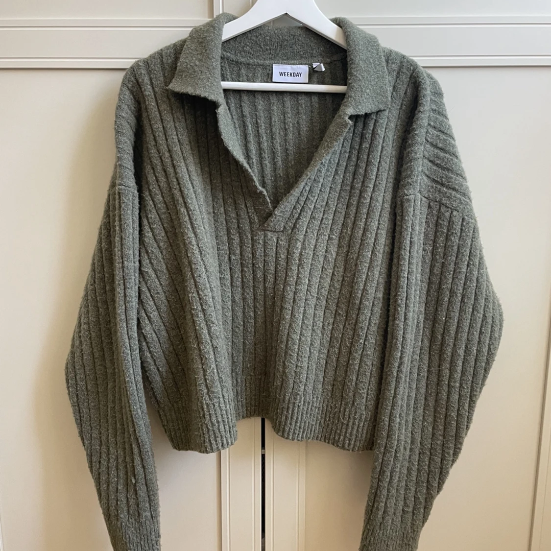Stickad tröja Weekday - 90