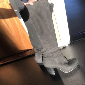 Stövlar - Storlek 38