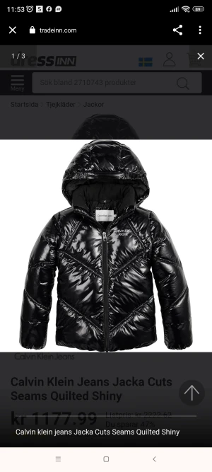 Calvin Klein vinterjacka  - Säljer min dotters Calvin Klein jacka då hon aldrig använt den. Den är i nyskick ! 