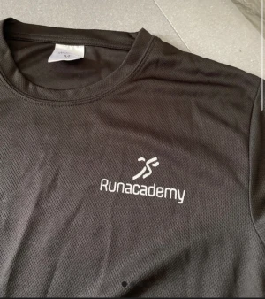 Träningströja - Runacademy