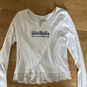 Hollister tröja - Jättesöt tröja från Hollister. Passar xs-m. 🩷