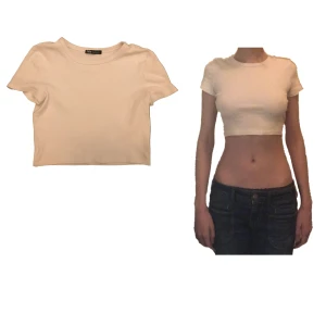 Vit zara croptop - Vit croptop i lite tjockare material 💯 hör av dig om du har några frågor 💖