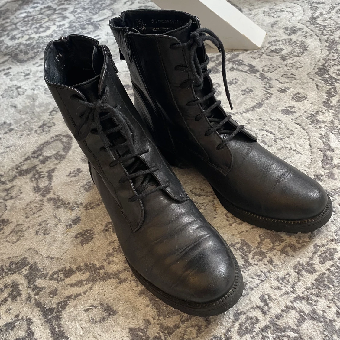 Kängor äkta läder  - 91