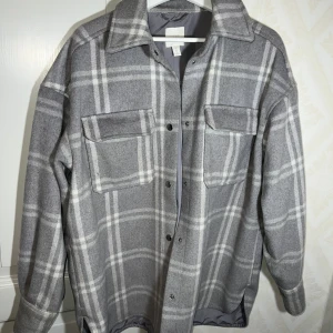 Kappa H&M - Fin kappa från H&M storlek M.