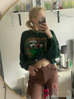 Bruna bagy jeans - Sköna och rymliga jeans. Inte använda pågrund av fel storlek.