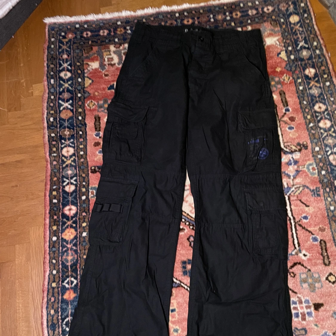 Svarta Cargobyxor - 91