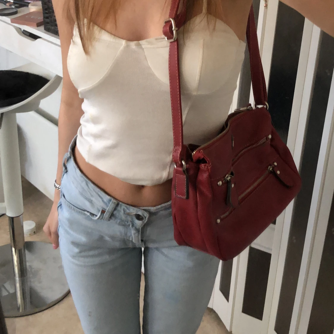 Röd handväska  - 90