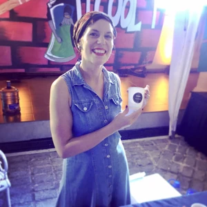 Vintage jeansklänning  - Vintage, mkt bra skick. Vadlång. Knappar i fram