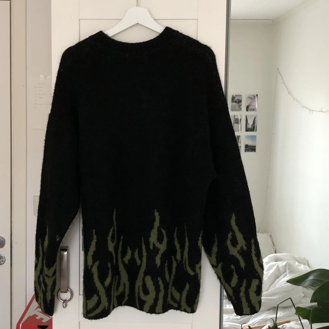 Stickad tröja med flammor  - 90