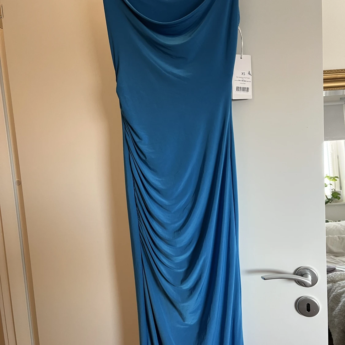 Blå maxiklänning xs