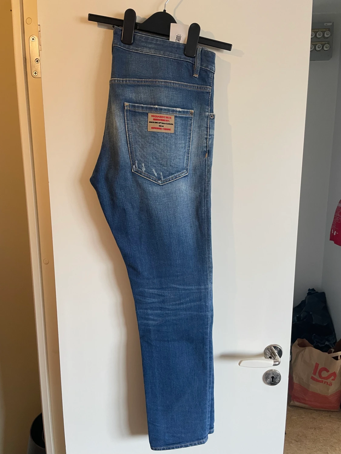 Dsquared 2 jeans ljusblå jeans äkta kvitto finns size 50 - 90