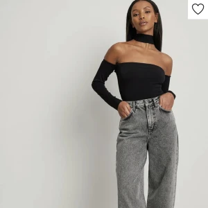 Svart topp - Alldrig använd 