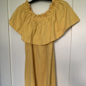 Gul klänning💛 - Gul klänning från H&M💛💛