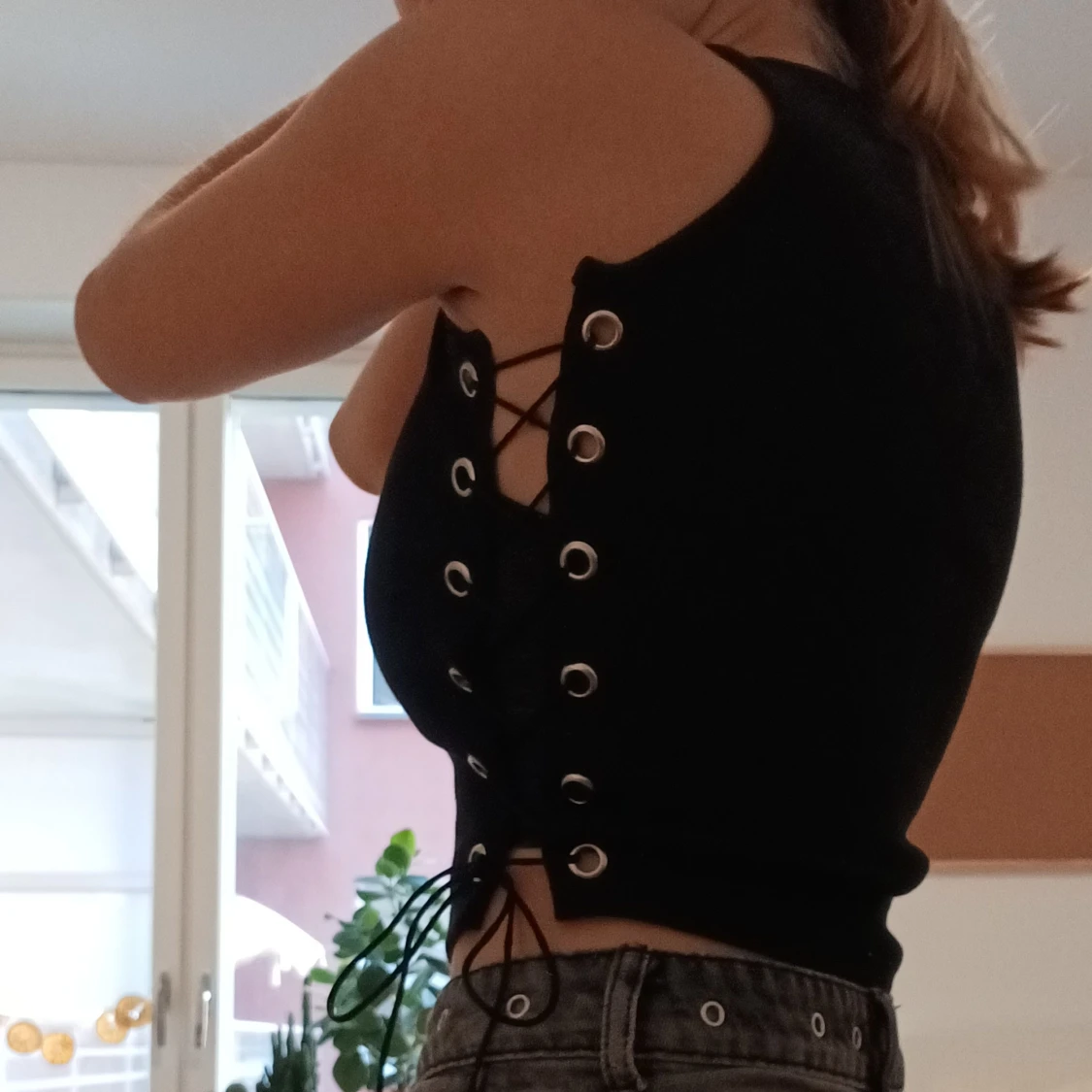 Tajt linne med drake på framsidan  - 90