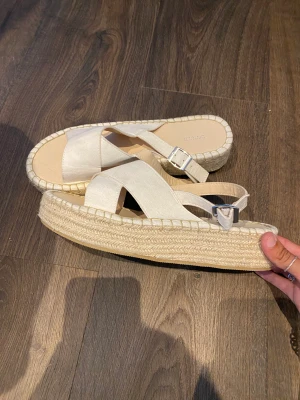 Sandaler  - Storlek 40 ❤️