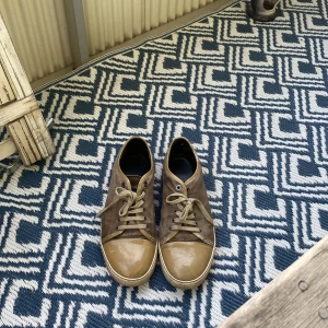 Lanvins - Lanvins blivit försmå. Så säljer dem , storlek44