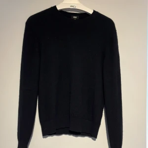 kashmirtröja - jättefin kashmirtröja från uniqlo💕storlek xs och mycket bra skick