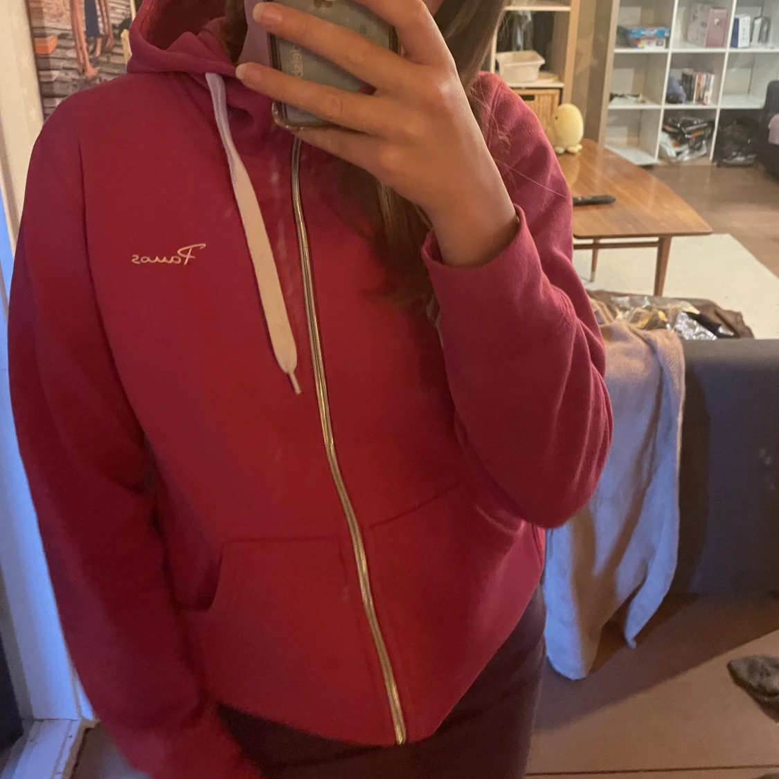 rosa tröja/zip-up/hoodie från pauos  - 90