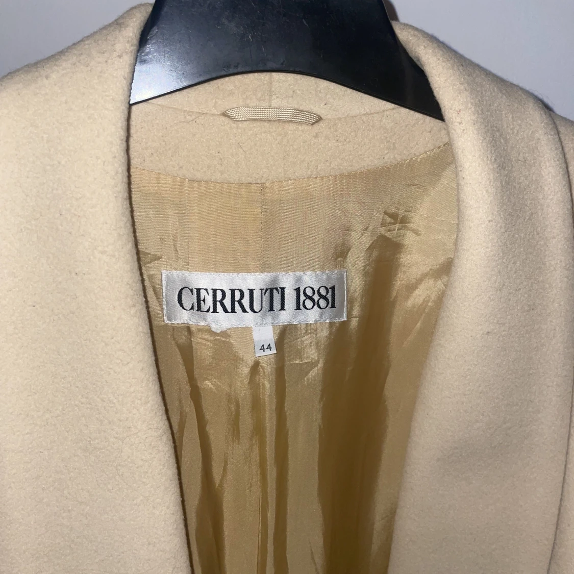 Cerruti Kavaj - 91