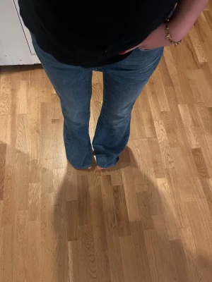 G-star jeans - Skitsnygga baggy jeans från g-star Midjemått 80