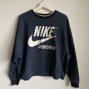 Nike sweatshirt  - Sweatshirt från Nike - fint använt skick💙