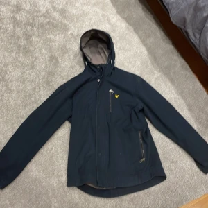Lyle&scott höst jacka - Ganska bra skick. Nypris 1250kr