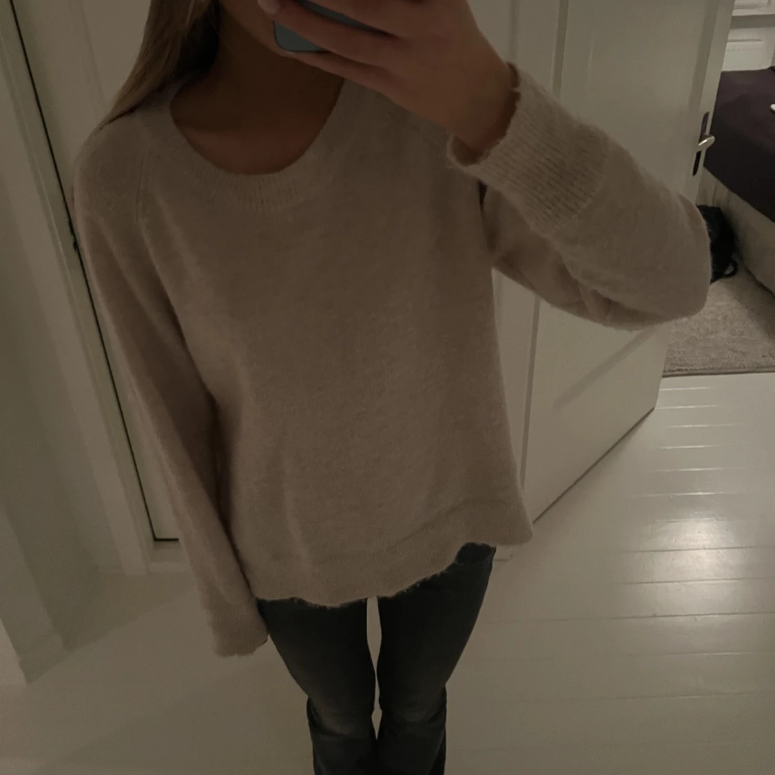 Beige stickad tröja