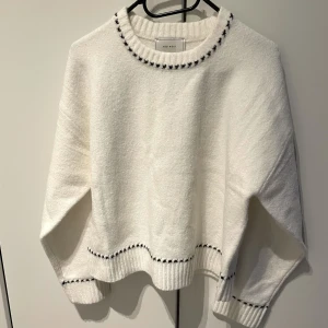 Tröja Neo Noir  - Säljer denna superfina tröja från märket Neo Noir, storlek 34 passar även 36😊 Helt oanvänd! Pris just nu på Nelly är 719kr