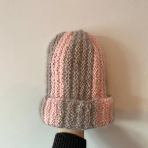 Mössa - Stickad mössa för barn