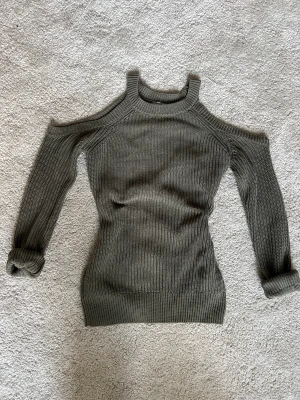 Hunkydory tröja! - Tröjan är mörkgrön!❤️