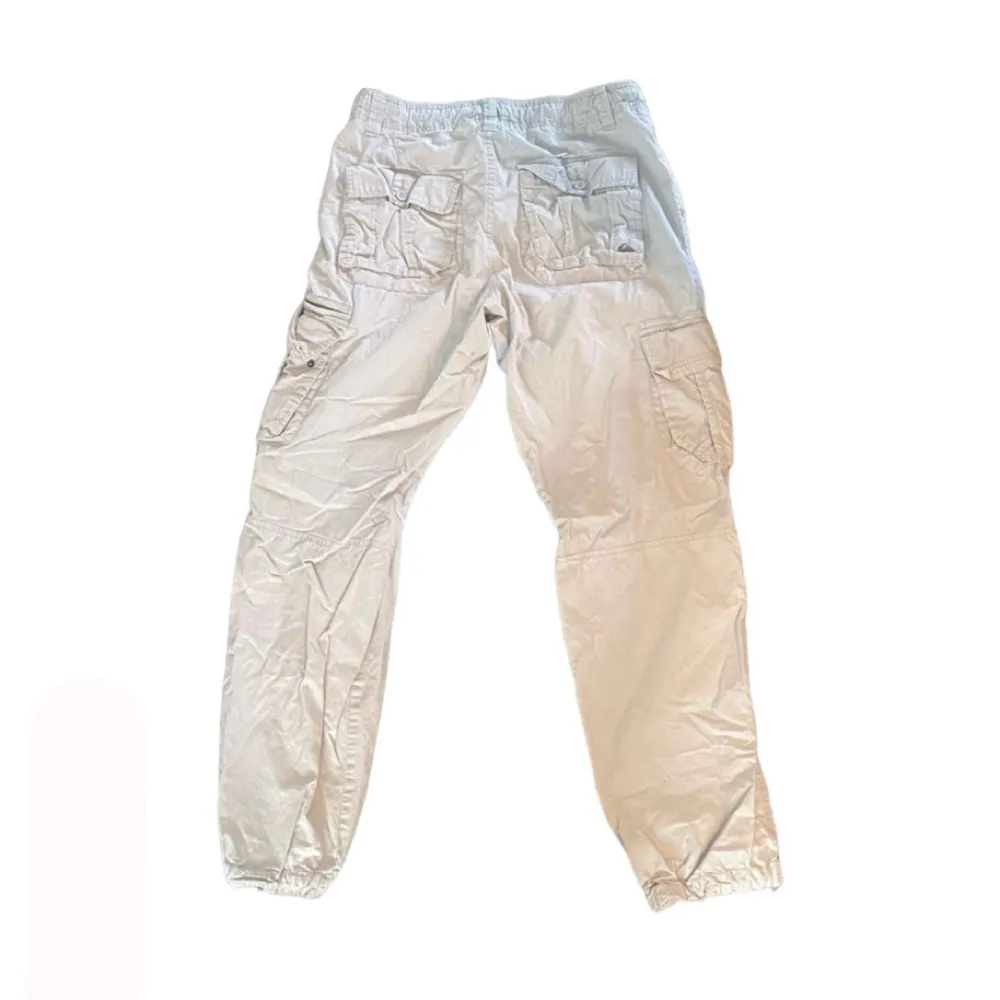 Super balla quicksilver cargos! Nytt skick och inga fel, hål eller defekter! Skriv vid funderingar!🌟🌟. Jeans & Byxor.