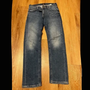Lee jeans  - Bra skick, skriv för mer info/bilder💗 
