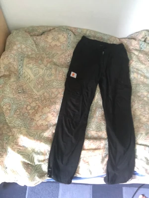 Carhartt byxor  - Size: M  Är i gott skick 
