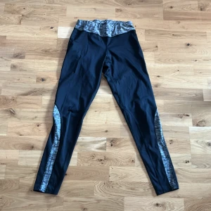 Tränings-tights - Storlek S/M