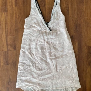 Odd Molly klänning - Säljer en Odd Molly klänning i strl 1. Fint skick, köpare står för frakt👗