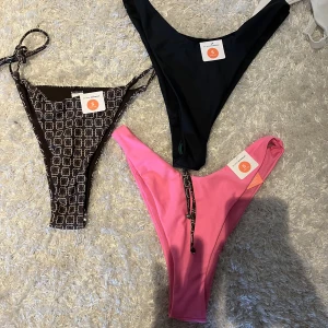 Oanvända bikinitrosor  - Aldrig använda, lappar kvar! Från bikbok!