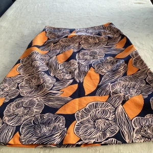 Kjol Marimekko - Marimekko kjol, använd fåtal gånger. Stl 38