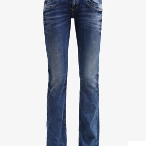 Ltb Valerie - Säljer mina mörkblå Ltb jeans, då de är för små!❤️