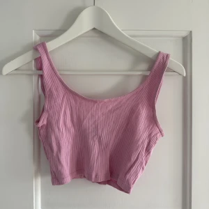 Topp från gina tricot  - Fint skick! 