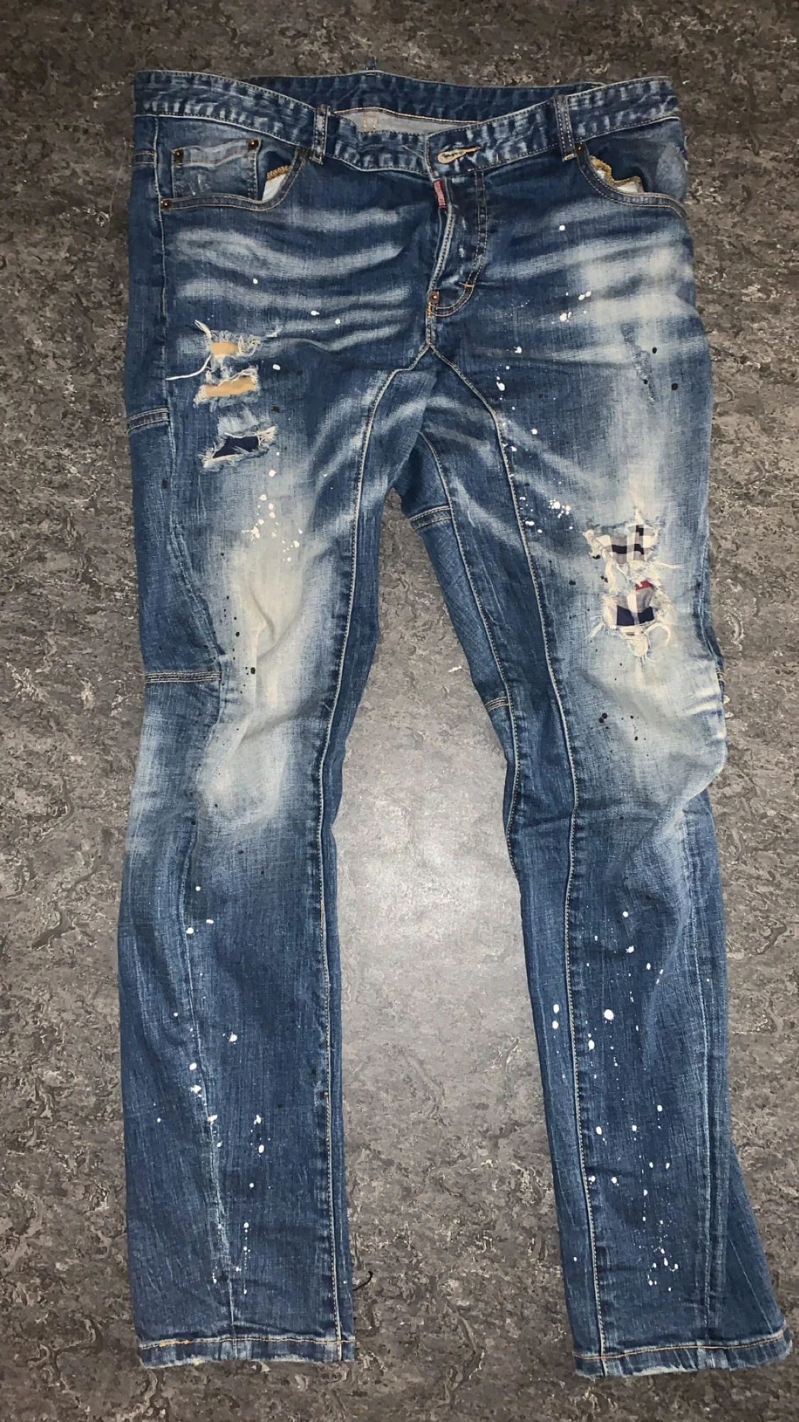 DSQUARED2 jeans