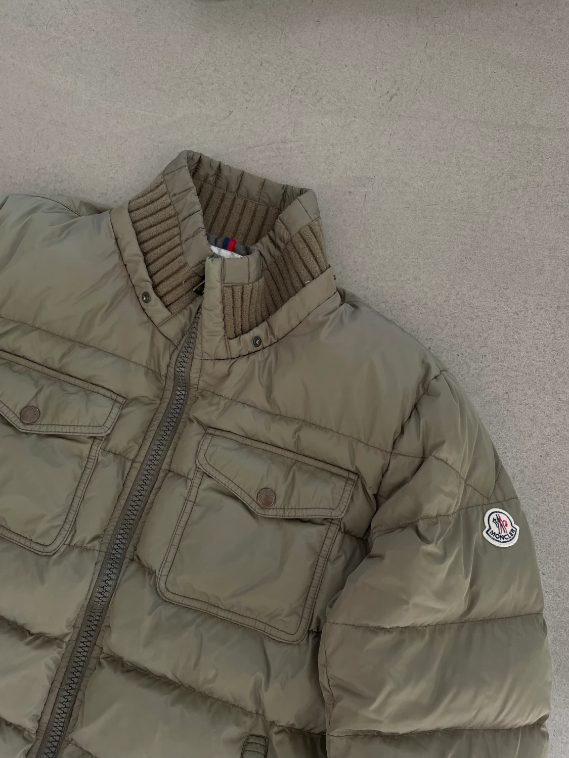 Moncler Fedor Size 4 - 90